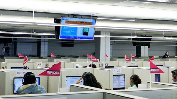 公司企業數位看板 - Muñoz Corporativo / 墨西哥