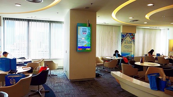 Nu Skin如新集團總部入口處的CAYIN數位看板